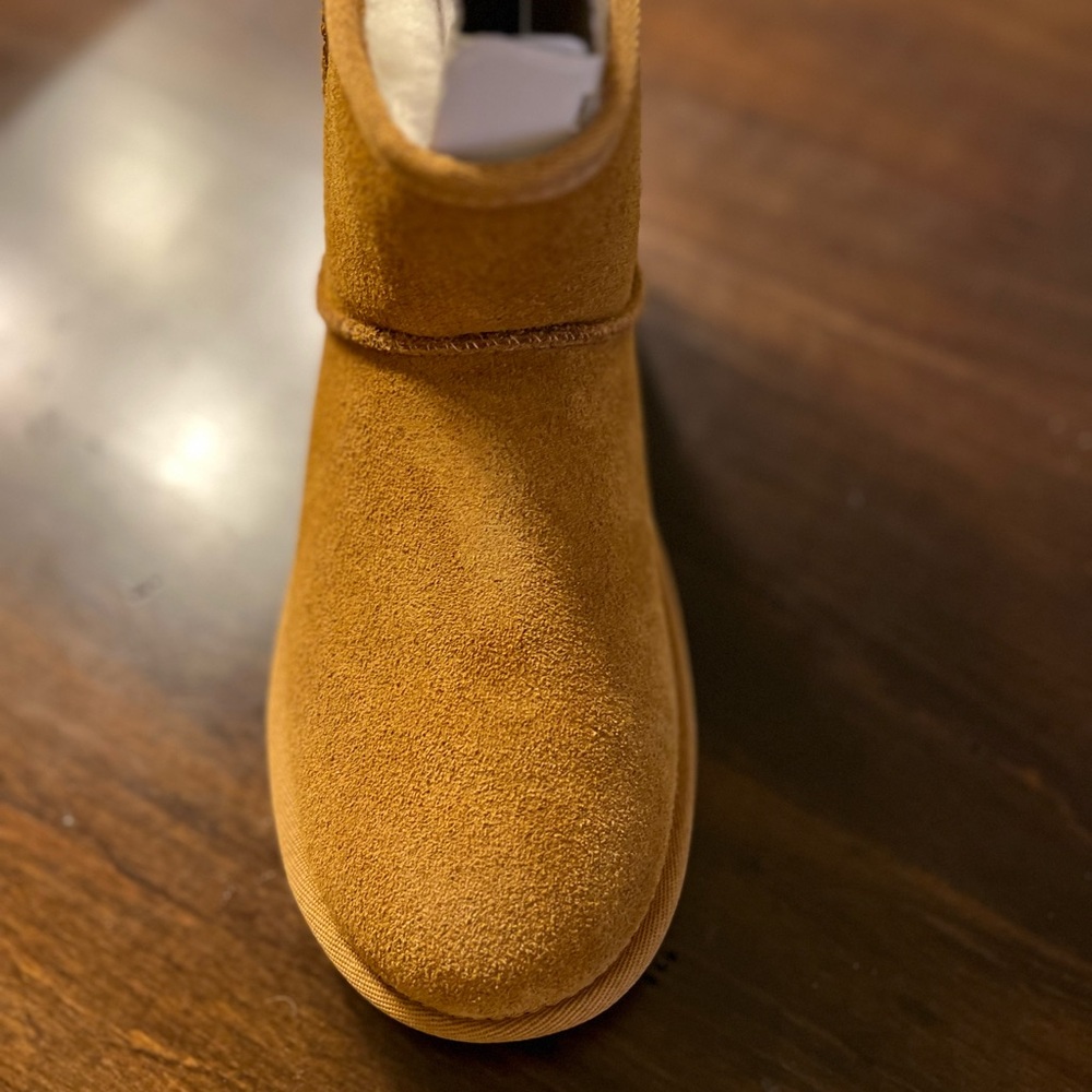 Koolaburra Chestnut Mini Boots - Picture 4 of 5